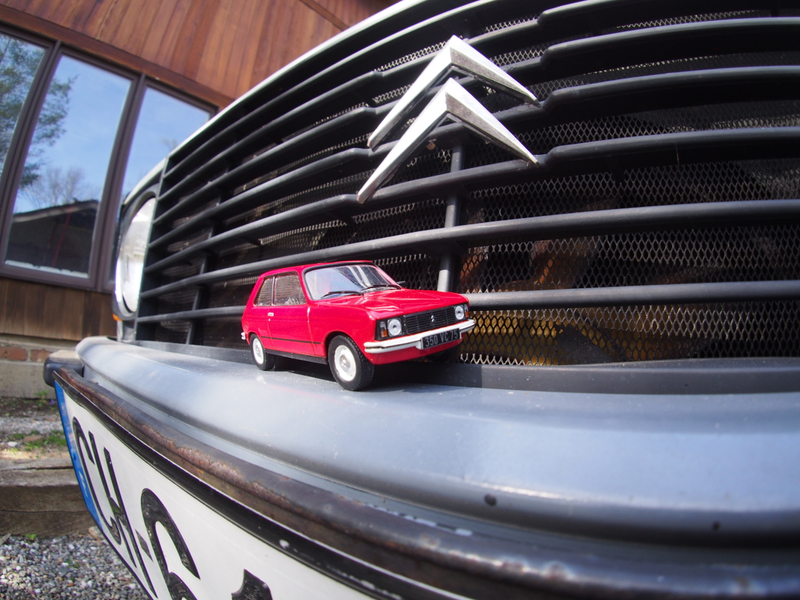 Illustration for article titled French Friday - Athlétique Américain: 1981 Citroën LNA 1:43